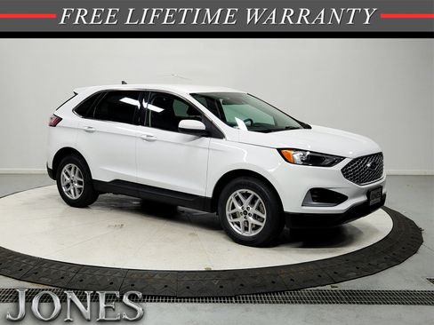Used 2024 Ford Edge SEL image 1