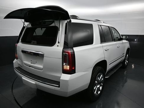 Used 2020 GMC Yukon Denali w/ Open Road Package AWD/4WD image 9