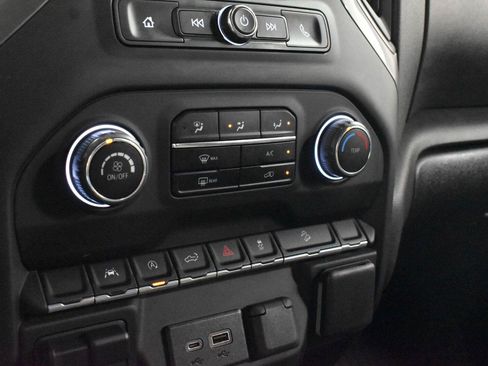 Used 2023 Chevrolet Silverado 1500 Custom Trail Boss w/ LPO, Dark Essentials Package AWD/4WD image 15