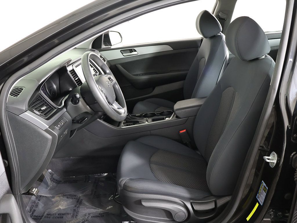 Used 2018 Hyundai Sonata SE FWD image 28