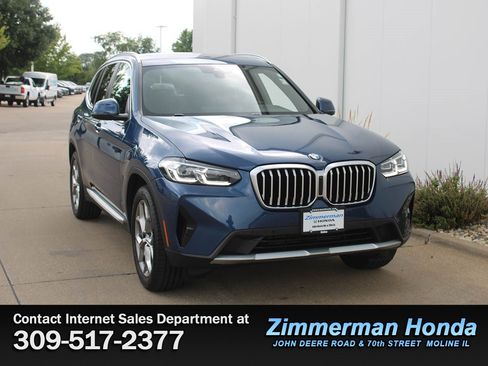 Used 2023 BMW X3 xDrive30i w/ Premium Package AWD/4WD image 3