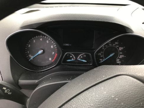 Used 2018 Ford Escape SE image 11