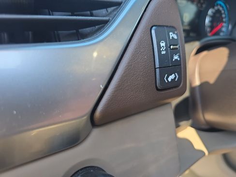 Used 2017 Chevrolet Tahoe LT image 24