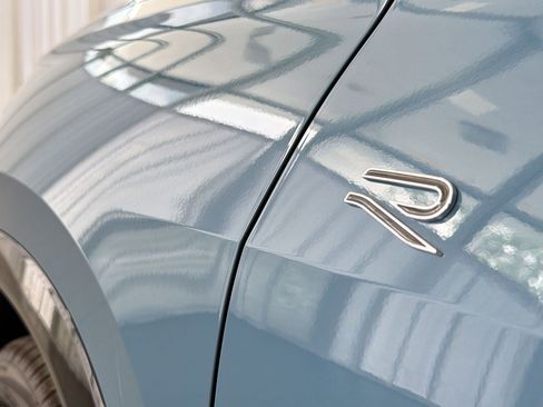 New 2026 Volkswagen Tiguan SE R-Line FWD image 36
