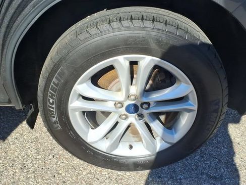 Used 2020 Ford Edge SEL w/ Convenience Package AWD/4WD image 16