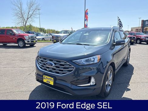 Used 2019 Ford Edge SEL w/ Equipment Group 201A AWD/4WD image 3