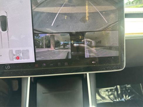 Used 2020 Tesla Model 3 Standard Range Plus image 36