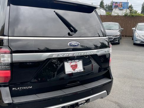 Used 2018 Ford Expedition Max Platinum image 6