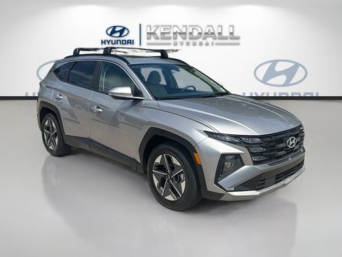 Used 2025 Hyundai Tucson SEL FWD image 1