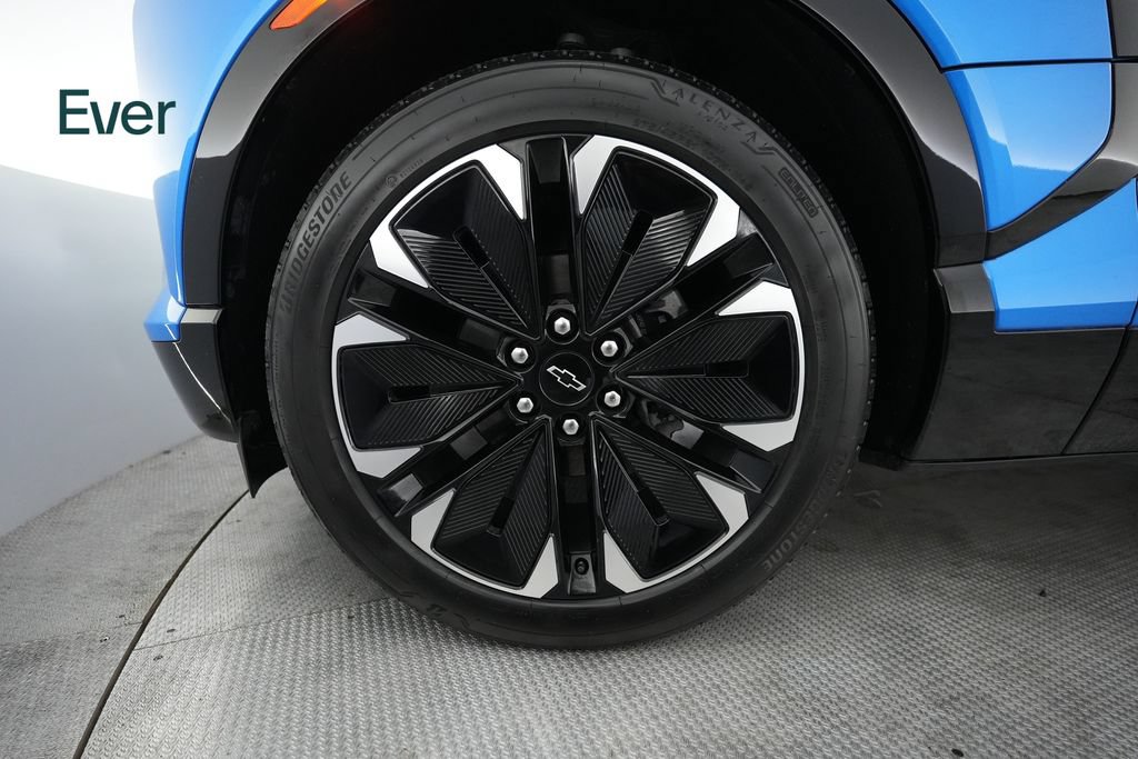 Used 2024 Chevrolet Blazer EV RS AWD/4WD image 19