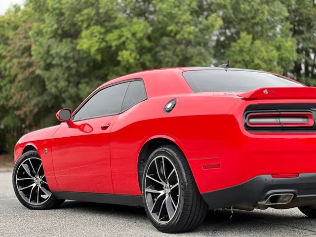 Used 2016 Dodge Challenger R/T Scat Pack RWD image 11