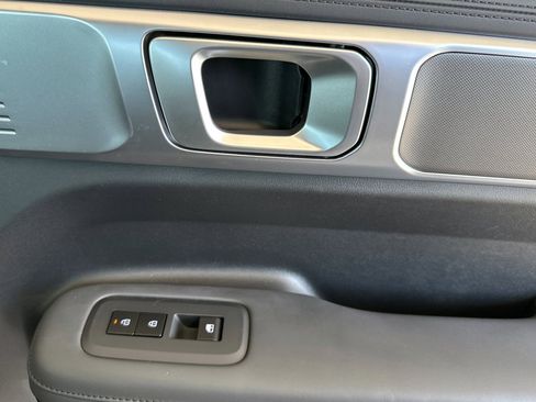 Certified 2025 Hyundai Santa Fe SEL image 20