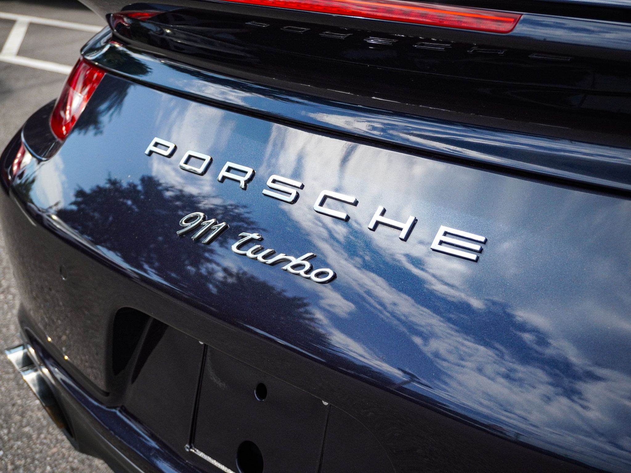 Used 2014 Porsche 911 Turbo AWD/4WD image 34