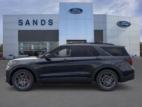 New 2026 Ford Explorer ST-Line w/ ST-Line Street Pack AWD/4WD image 3