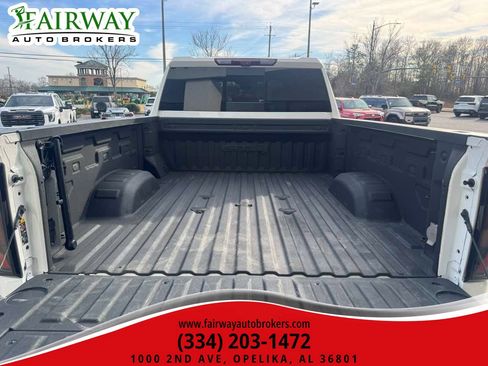 Used 2024 GMC Sierra 2500 AT4 w/ Technology Package AWD/4WD image 26