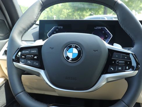 New 2026 BMW 330i Sedan w/ Premium Package RWD image 27