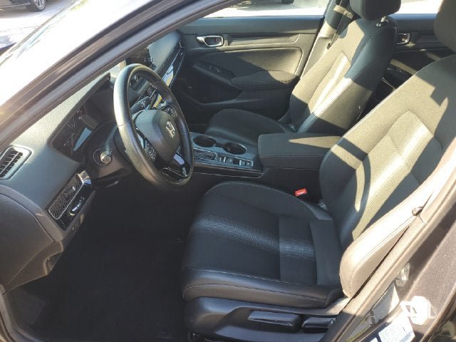 Used 2025 Honda Civic Sport image 26