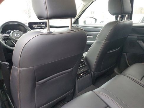 Used 2025 MAZDA CX-90 3.3 Turbo w/ Select Package image 29