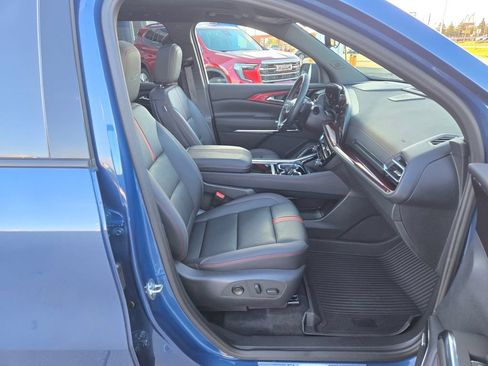 Used 2024 Chevrolet Traverse RS w/ LPO, Floor Liner Package AWD/4WD image 10