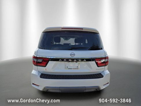 Used 2024 Nissan Armada Platinum w/ Captain's Chairs Package RWD image 4