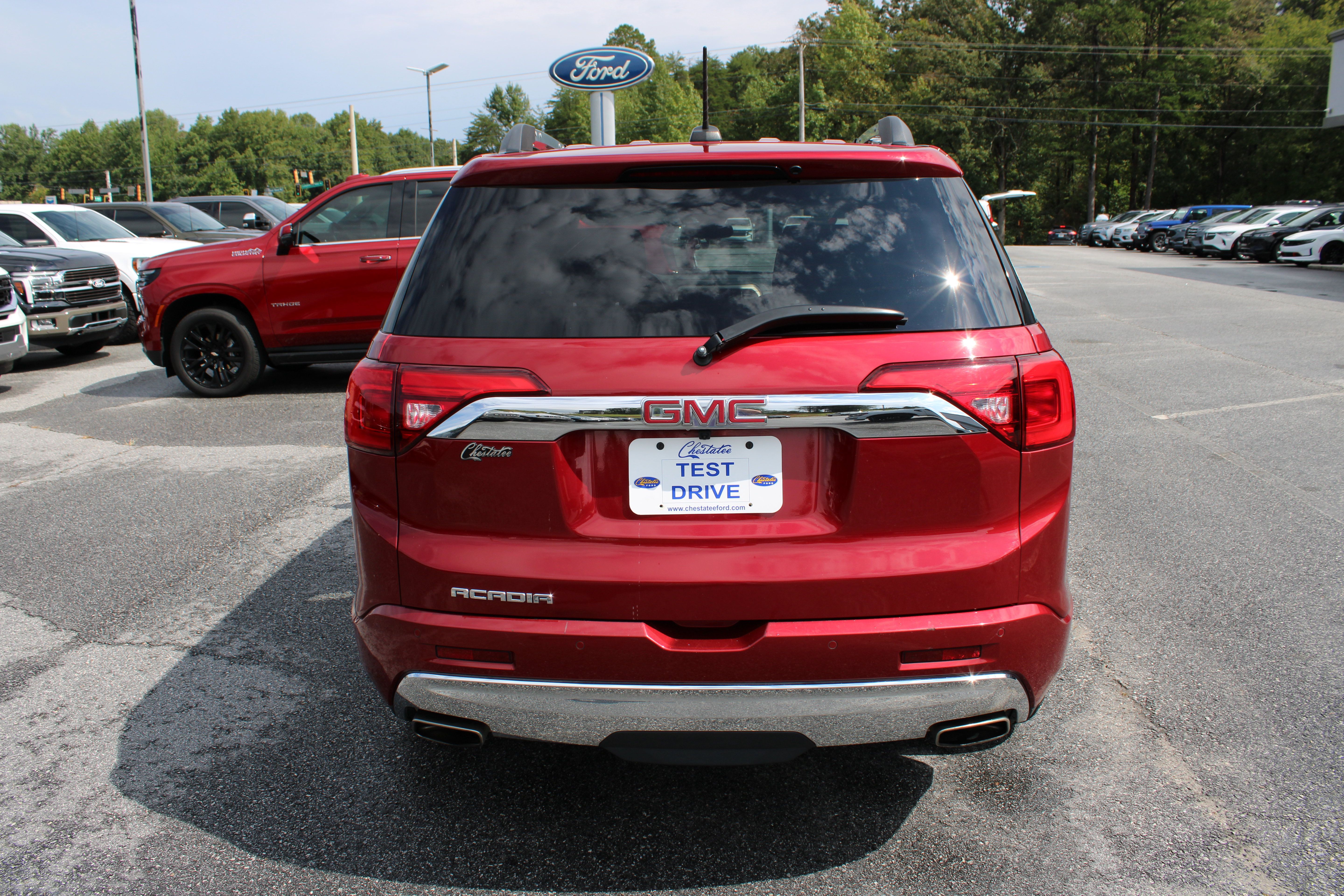 Used 2019 GMC Acadia Denali w/ Technology Package FWD image 7