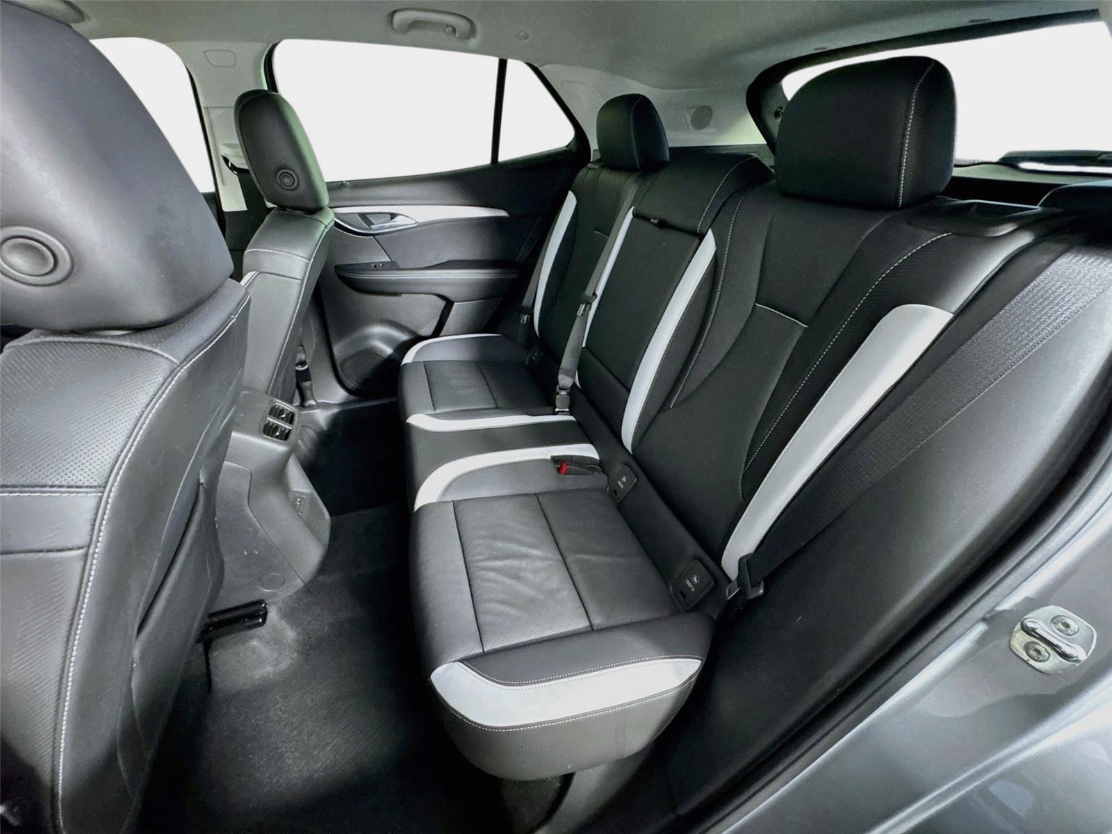 Certified 2024 Buick Envision Sport Touring AWD/4WD image 22