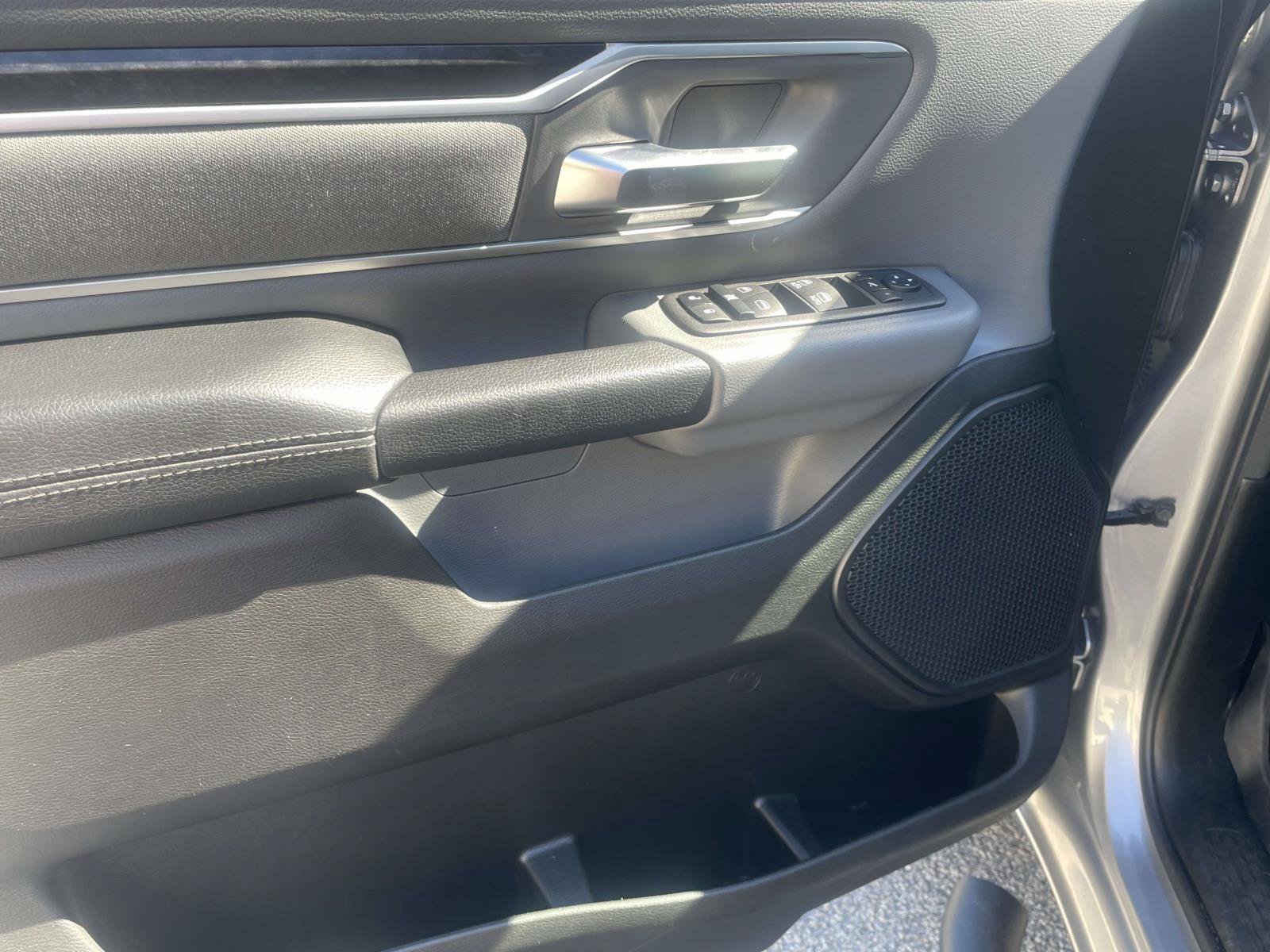 Used 2022 RAM 1500 Big Horn AWD/4WD image 16