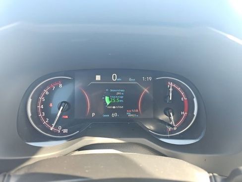 Used 2024 Toyota RAV4 LE image 22