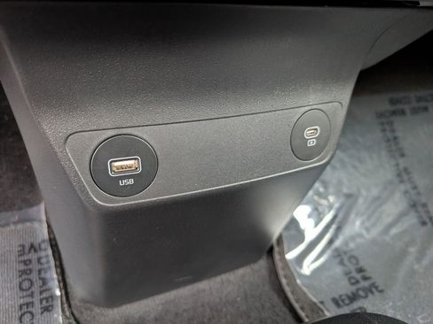 Certified 2024 Kia EV6 Light image 29