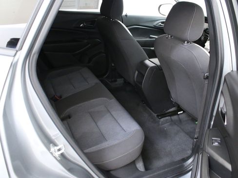Used 2024 Chevrolet Trax LS w/ LS Convenience Package FWD image 28