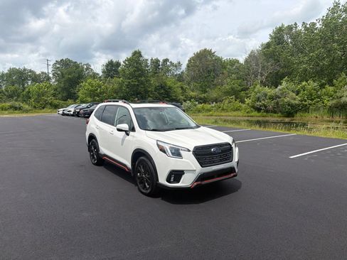 Used 2022 Subaru Forester Sport AWD/4WD image 4