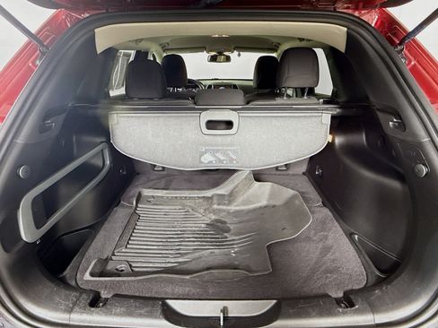 Used 2015 Jeep Cherokee Latitude image 32