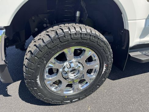 Used 2020 Ford F350 Lariat w/ Lariat Ultimate Package AWD/4WD image 33