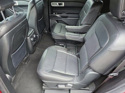 Used 2020 Ford Explorer Limited image 12