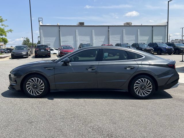 Certified 2025 Hyundai Sonata SEL FWD image 10