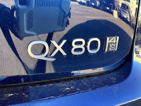 Used 2025 INFINITI QX80 Luxe image 8