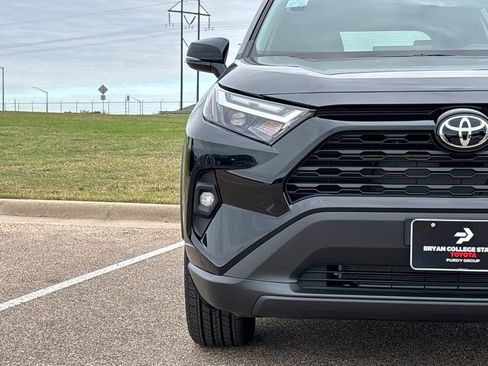 New 2025 Toyota RAV4 XLE Premium image 4