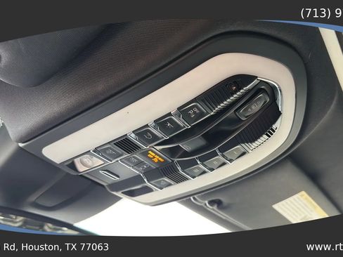 Used 2016 Porsche Cayenne S image 51