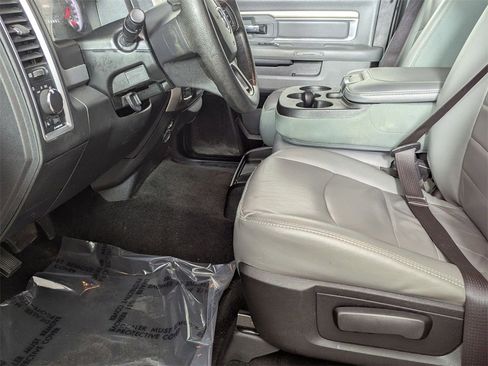 Certified 2017 RAM 1500 Classic SLT image 12