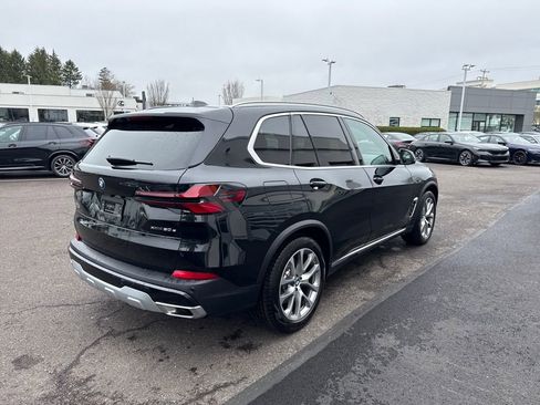 Certified 2026 BMW X5 xDrive50e w/ Climate Comfort Package image 5