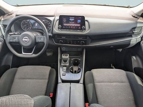 Used 2022 Nissan Rogue S image 14