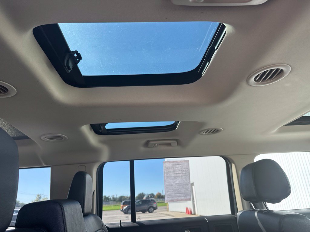 Used 2019 Ford Flex SEL w/ Equipment Group 202A FWD image 30