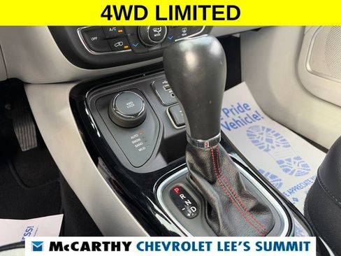 Used 2020 Jeep Compass Limited AWD/4WD image 9