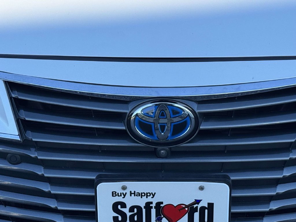 Used 2019 Toyota Avalon Limited w/ Advanced Safety Package FWD image 3