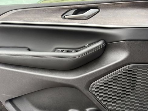 New 2026 Jeep Grand Cherokee Altitude RWD image 10