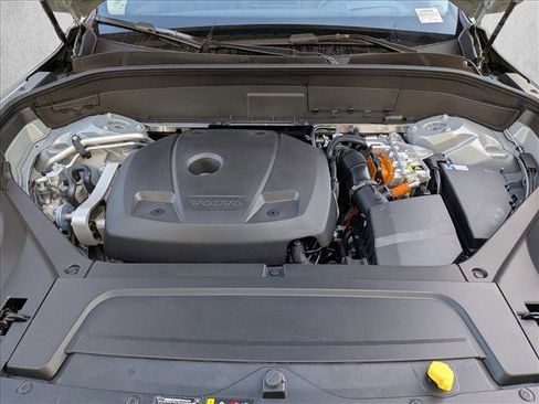 New 2026 Volvo XC90 T8 Ultra w/ Protection Package image 19