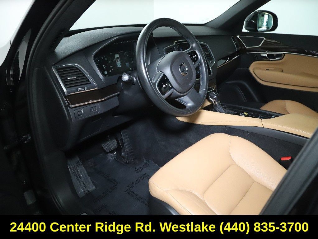 Used 2019 Volvo XC90 T6 Momentum w/ Protection Package Premier AWD/4WD image 18