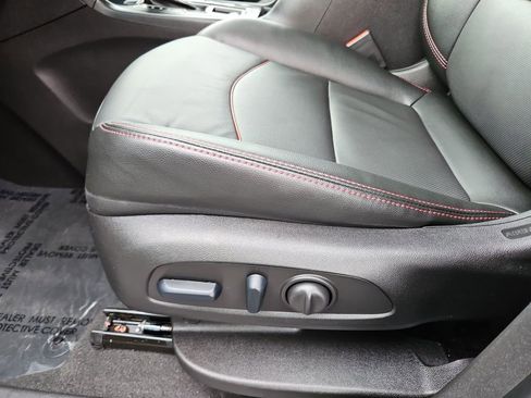 Used 2024 Chevrolet Equinox RS w/ RS Leather Package image 24