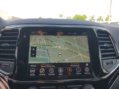 Used 2021 Jeep Grand Cherokee Trailhawk image 10