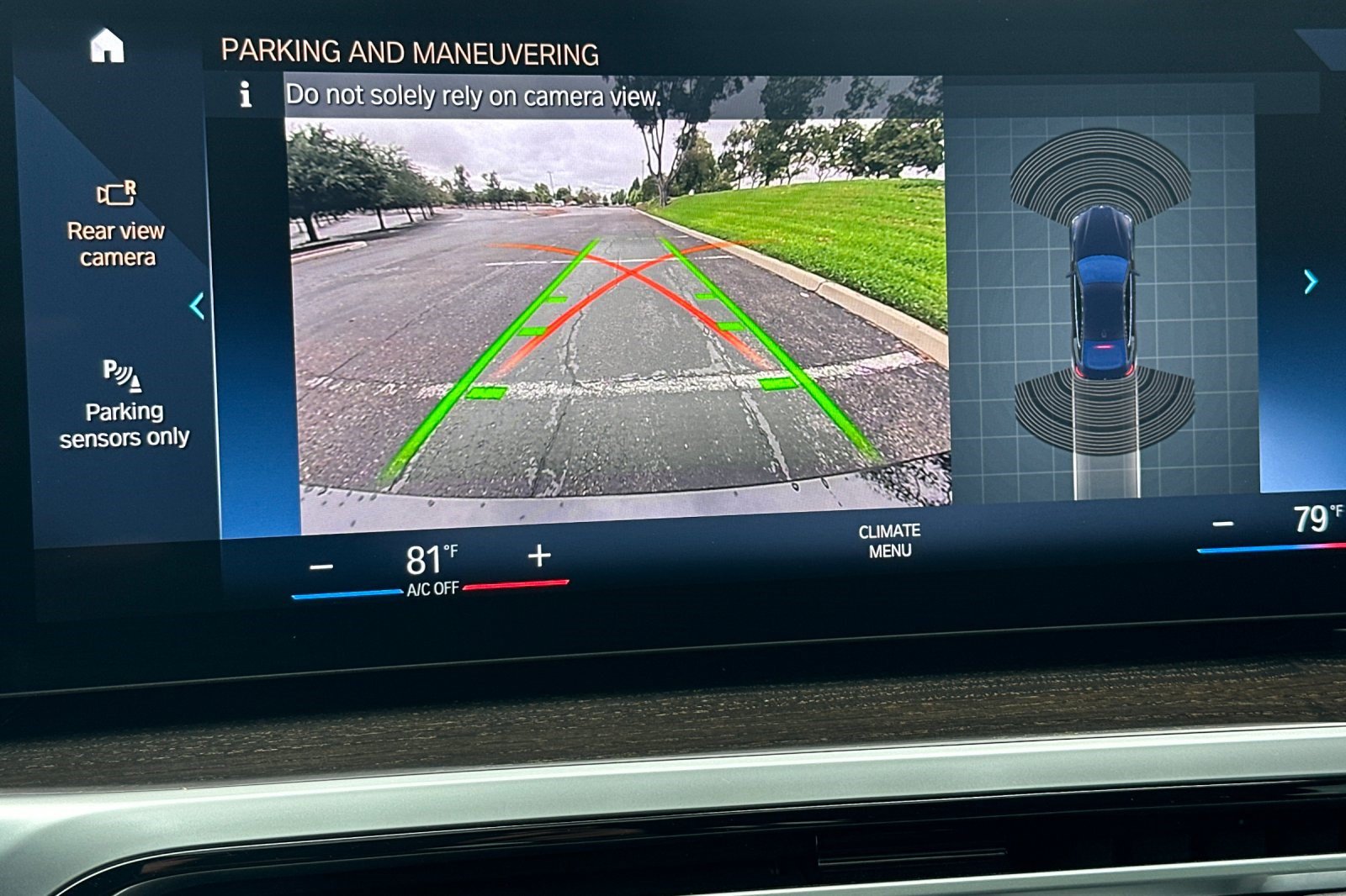 Certified 2023 BMW i4 eDrive40 w/ Premium Package RWD image 27